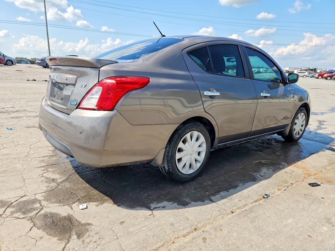 2015 NISSAN VERSA 1.6 SV — снимка 3