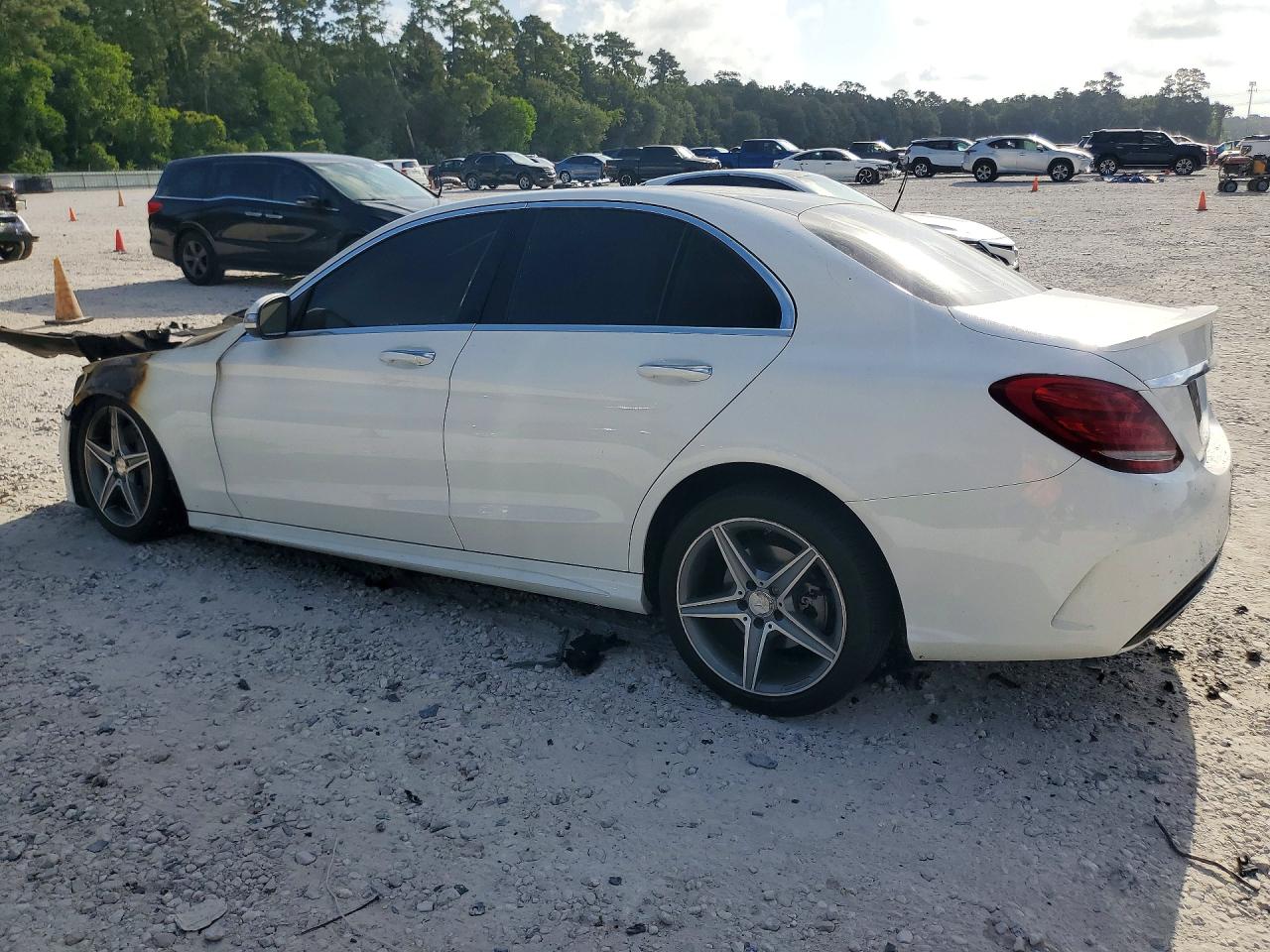 2015 MERCEDES-BENZ C 300 — снимка 2
