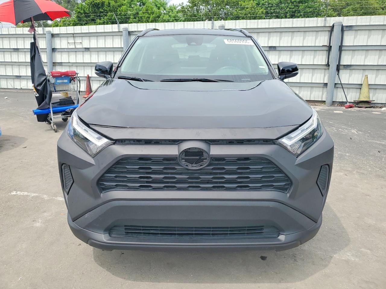 2024 TOYOTA RAV4 XLE — снимка 5