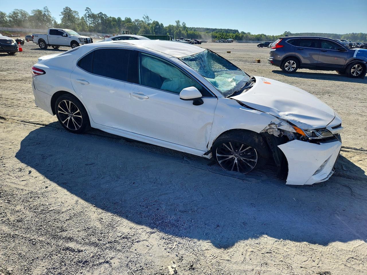 2020 TOYOTA CAMRY SE — снимка 4