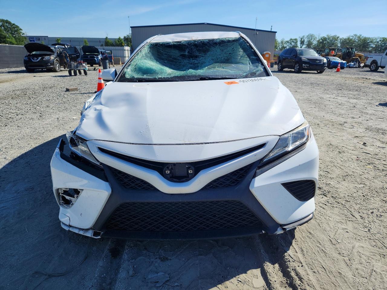 2020 TOYOTA CAMRY SE — снимка 5