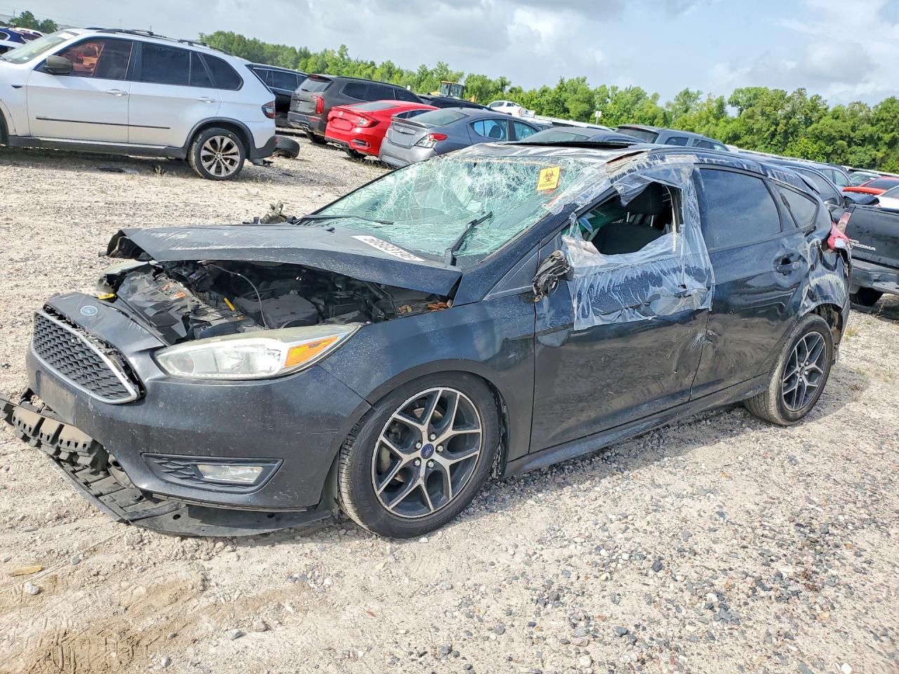 2015 FORD FOCUS SE
