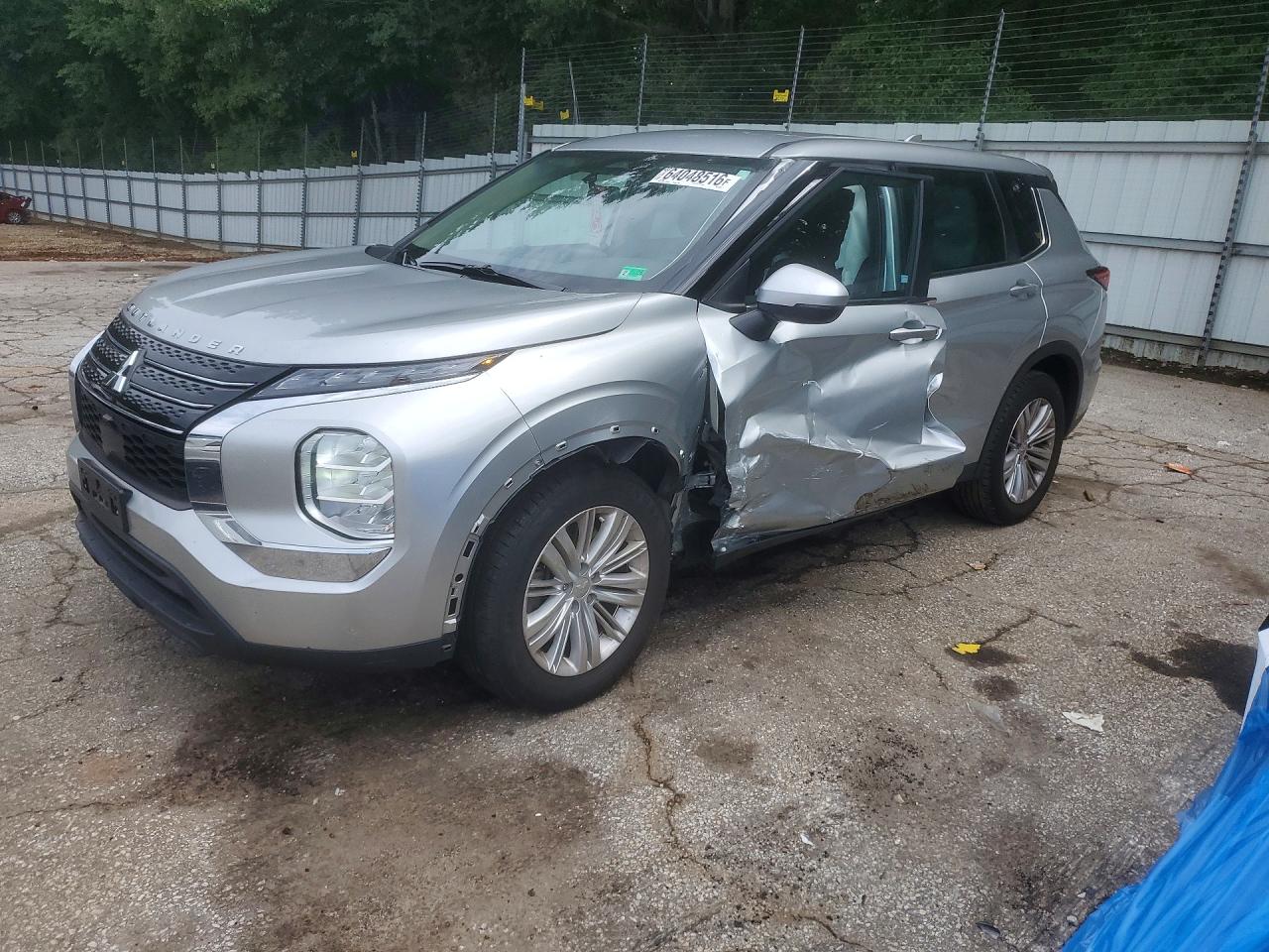 2023 MITSUBISHI OUTLANDER ES