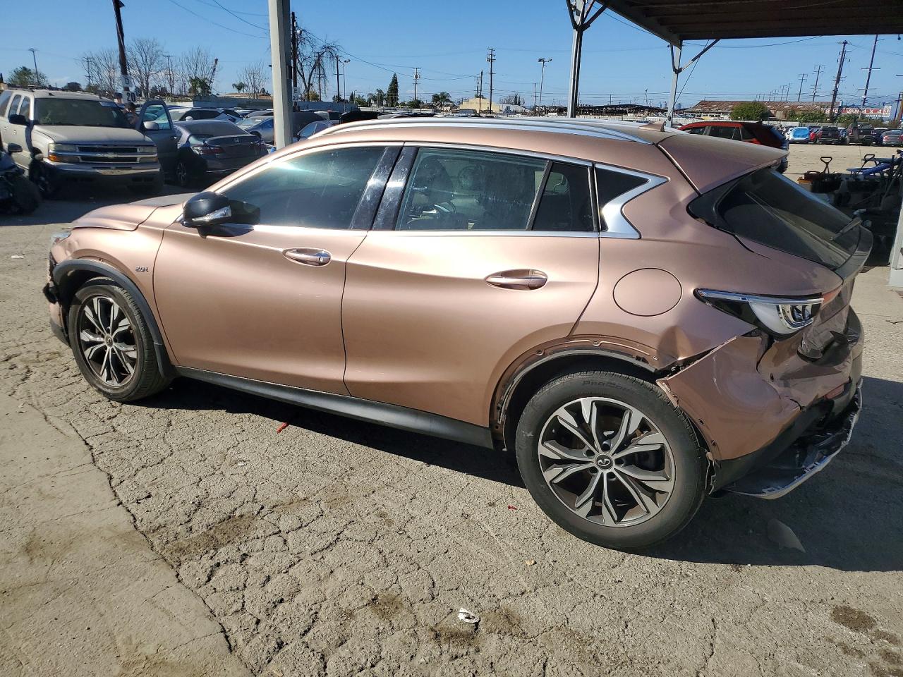 2018 INFINITI QS30 — снимка 2