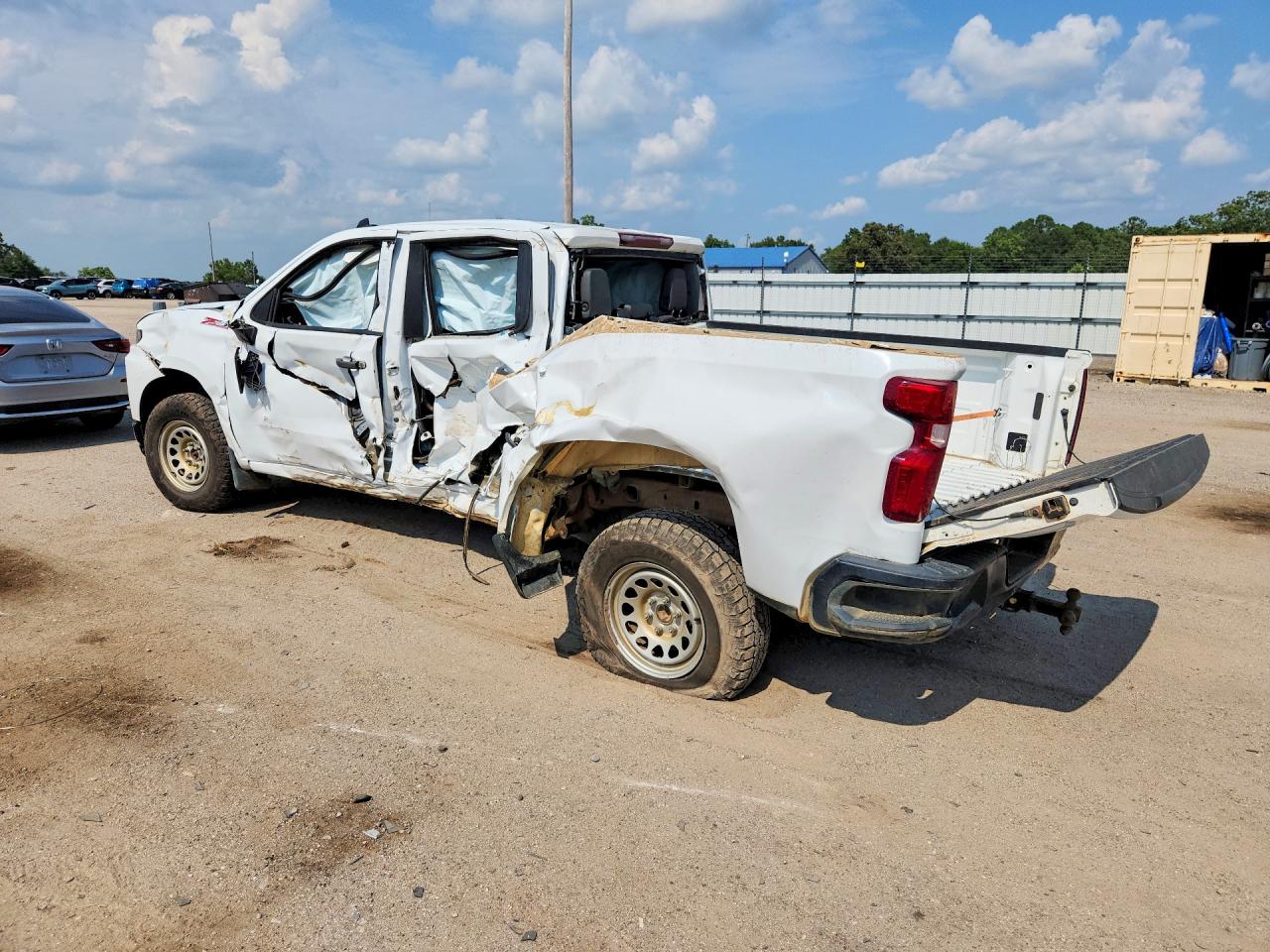 2021 CHEVROLET SILVERADO K1500 — снимка 2
