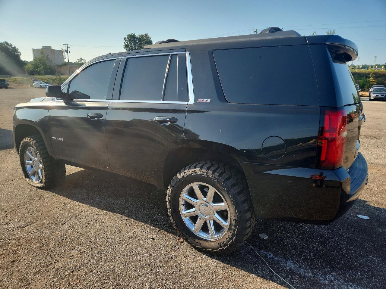 2017 CHEVROLET TAHOE K1500 LT — снимка 2