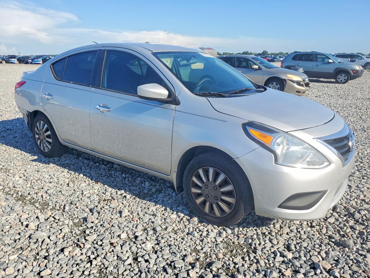 2015 NISSAN VERSA 1.6 SV — снимка 4