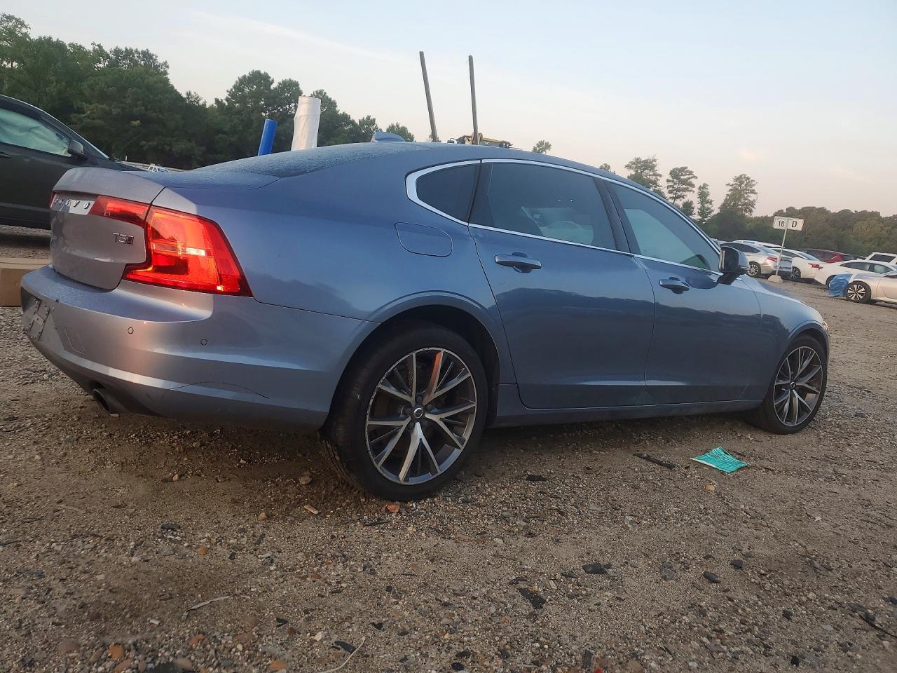 2018 VOLVO S90 T5 MOMENTUM — снимка 3