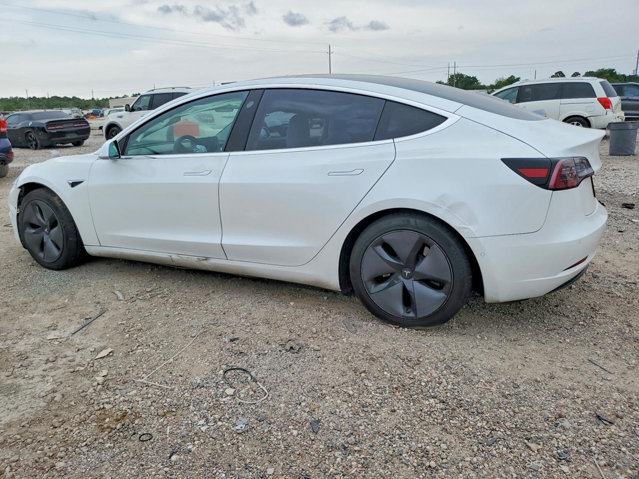 2020 TESLA MODEL 3 — снимка 2