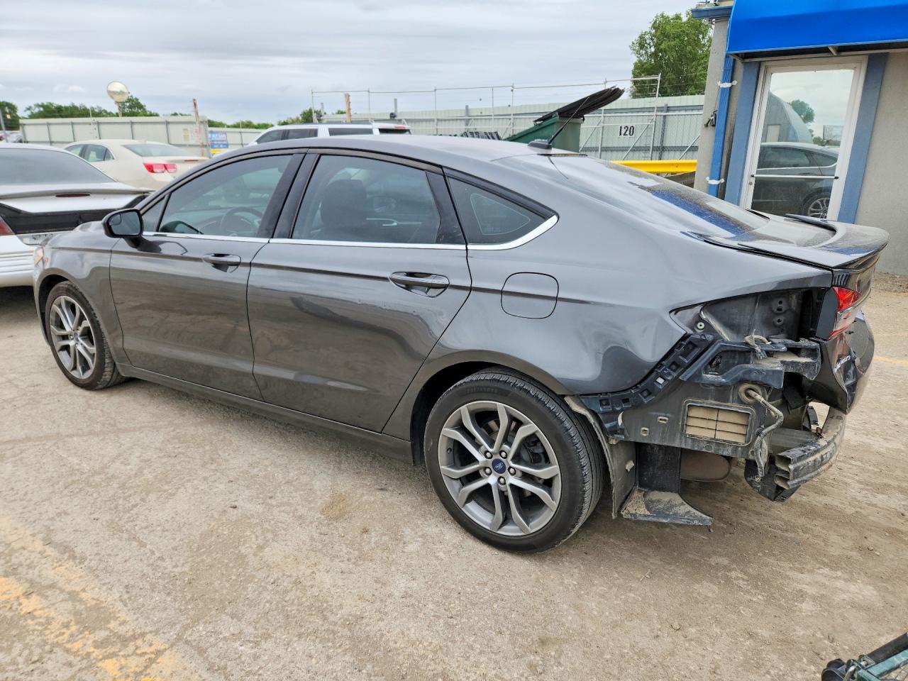 2017 FORD FUSION SE — снимка 2