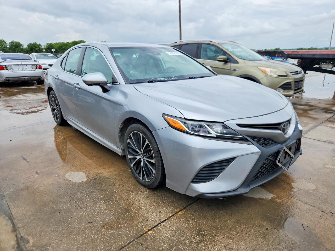 2020 TOYOTA CAMRY SE — снимка 4