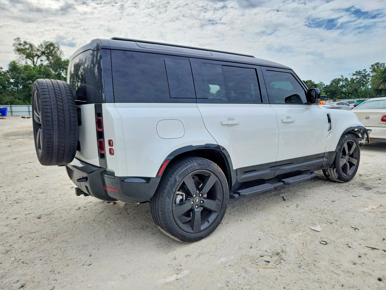 2025 LAND ROVER DEFENDER 110 X-DYNAMIC SE — снимка 3