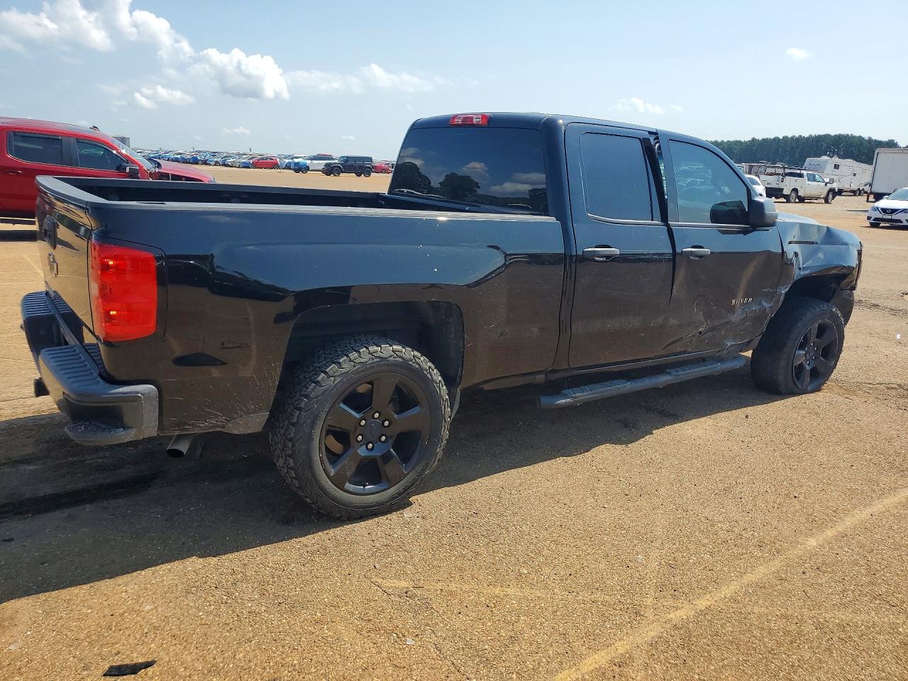 2016 CHEVROLET SILVERADO C1500 — снимка 3