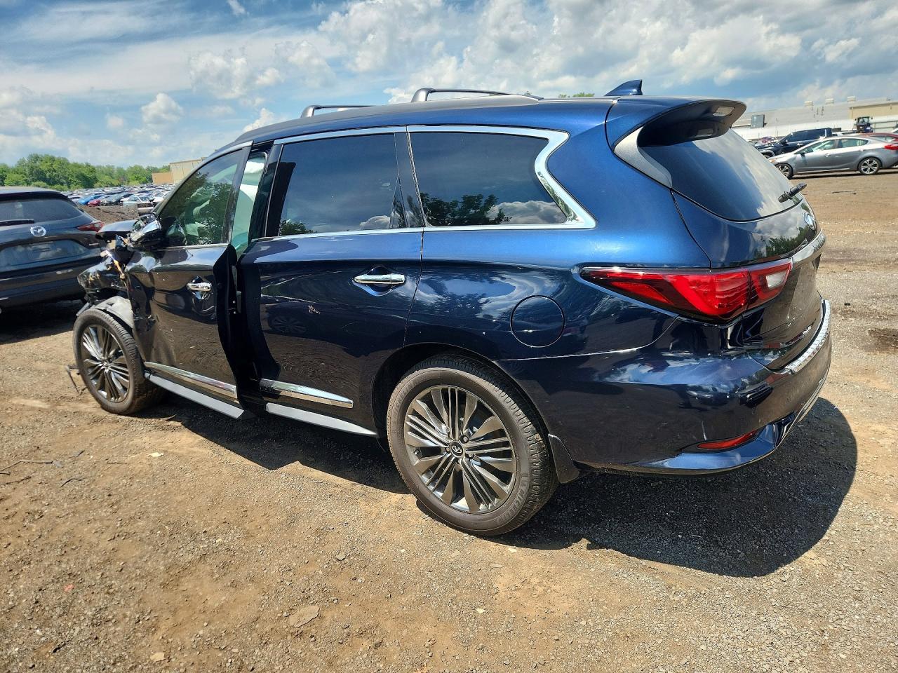 2019 INFINITI QX60 LUXE — снимка 2