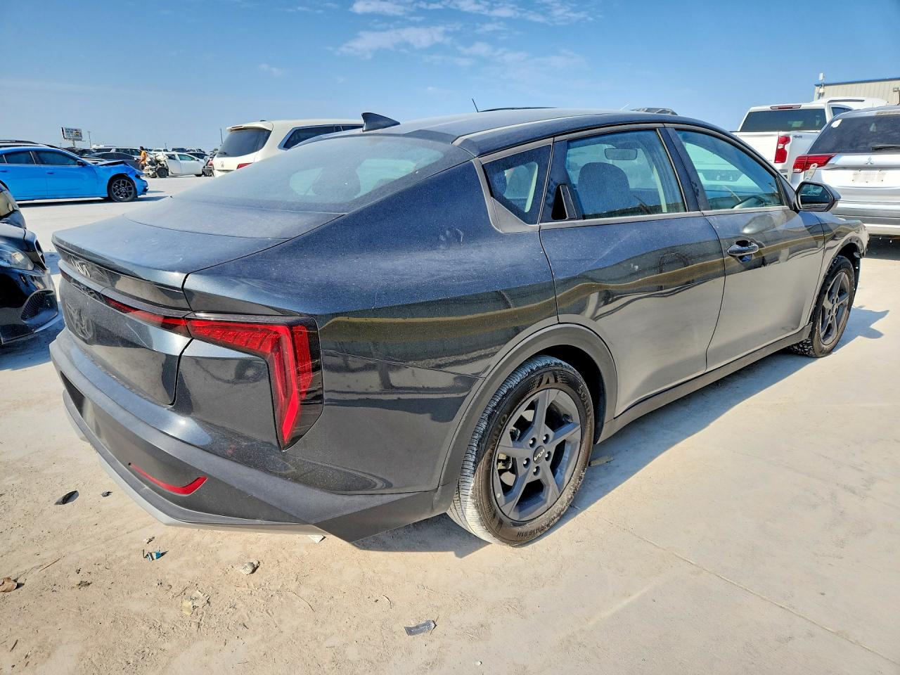 2025 KIA K4 LXS — снимка 3