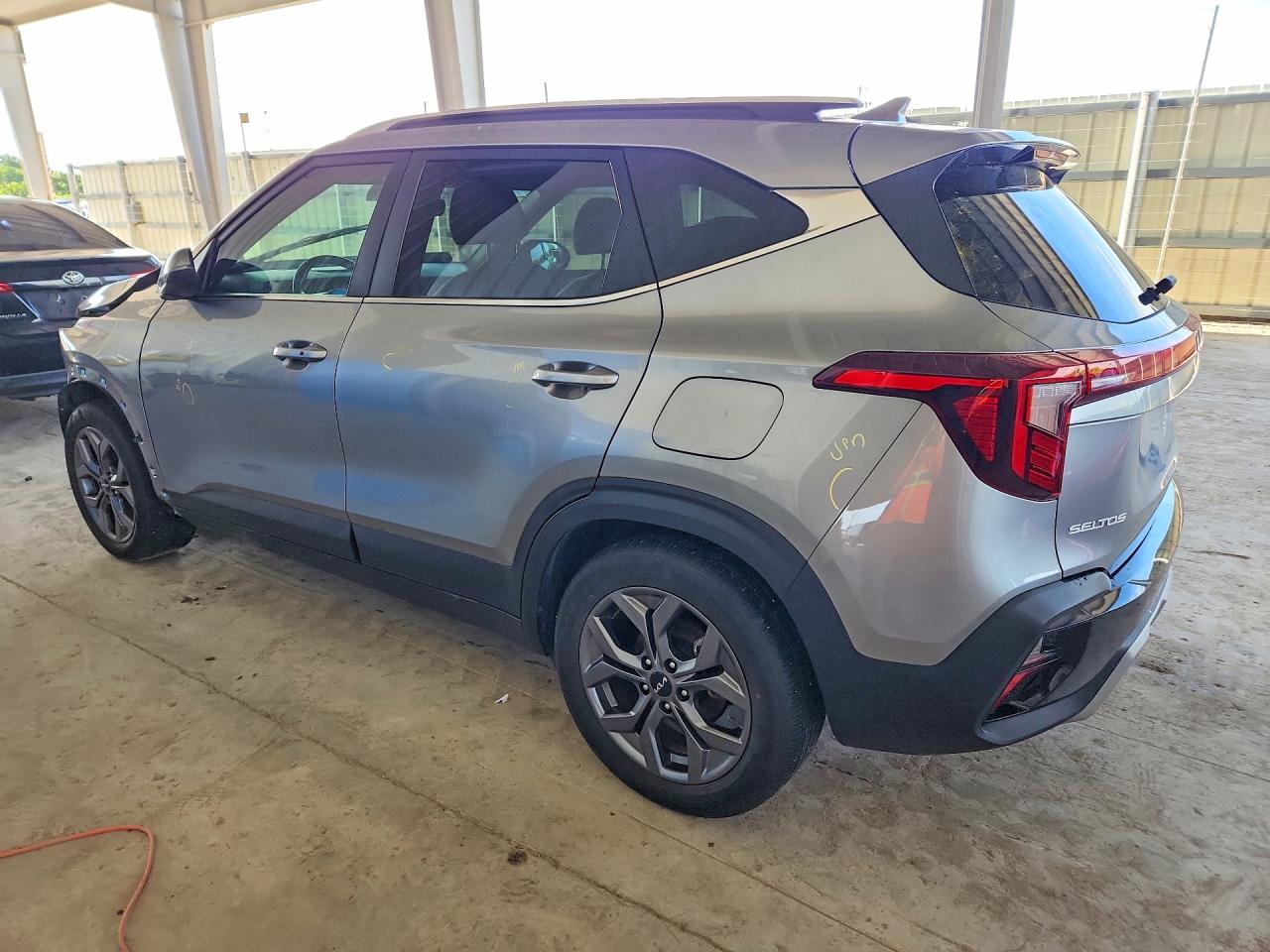 2024 KIA SELTOS S — снимка 2