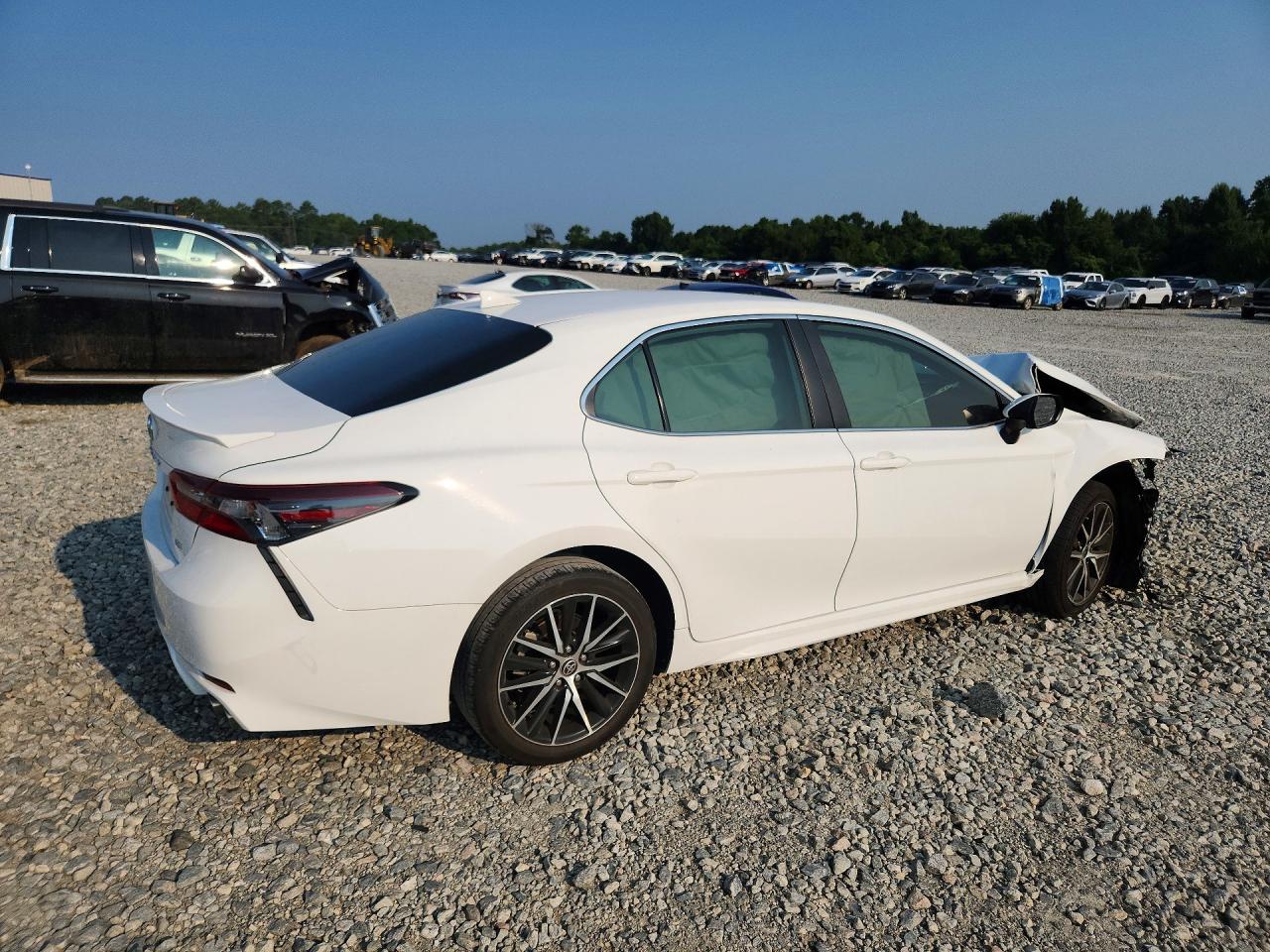 2022 TOYOTA CAMRY SE — снимка 3