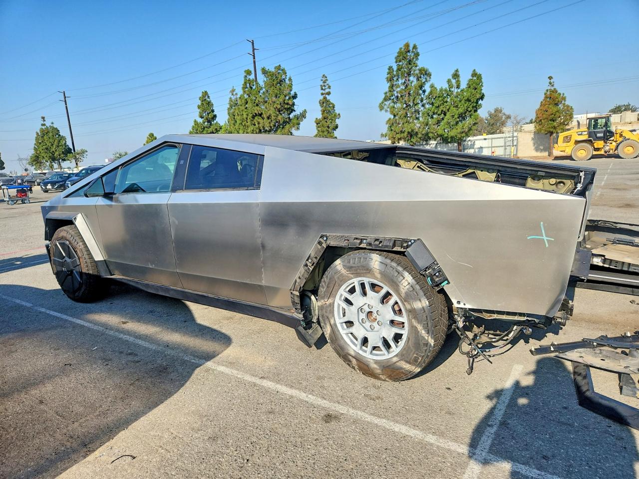 2024 TESLA CYBERTRUCK — снимка 2