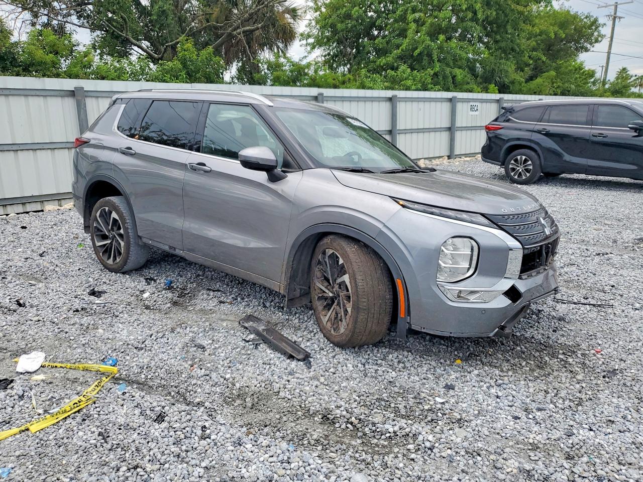 2023 MITSUBISHI OUTLANDER SEL — снимка 4