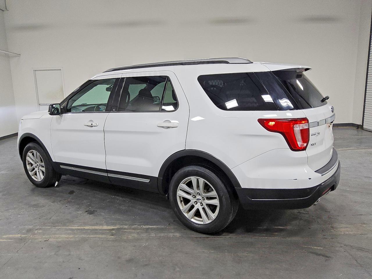 2018 FORD EXPLORER XLT — снимка 2