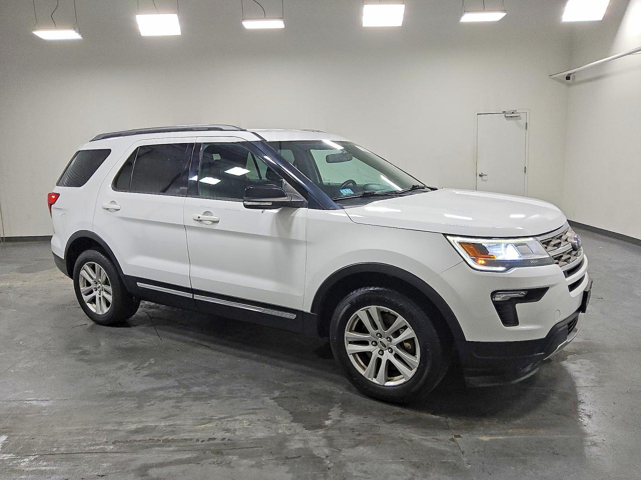 2018 FORD EXPLORER XLT — снимка 4
