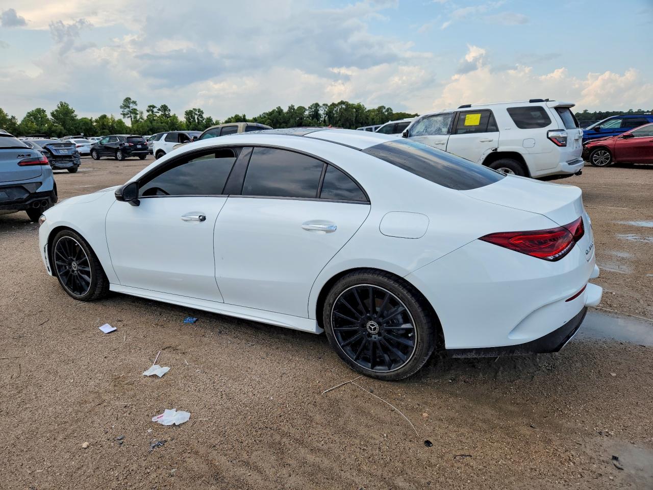 2021 MERCEDES-BENZ CLA 250 — снимка 2