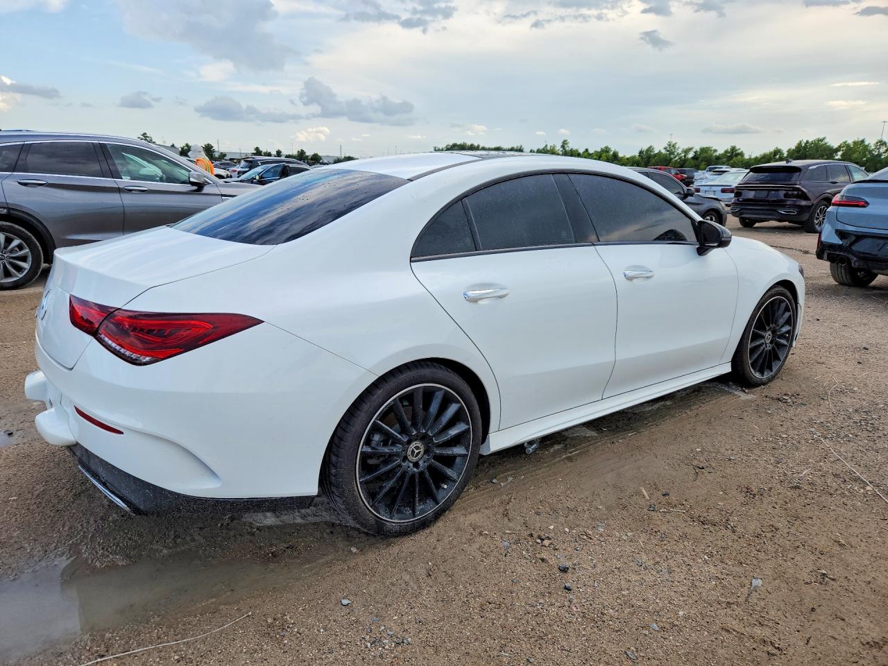 2021 MERCEDES-BENZ CLA 250 — снимка 3