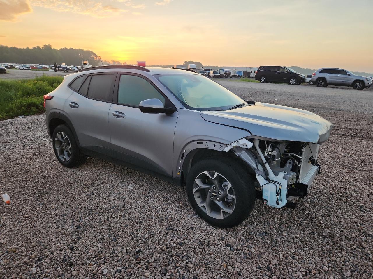 2024 CHEVROLET TRAX 1LT — снимка 4