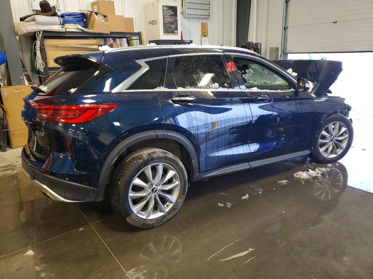2019 INFINITI QX50 ESSENTIAL — снимка 3