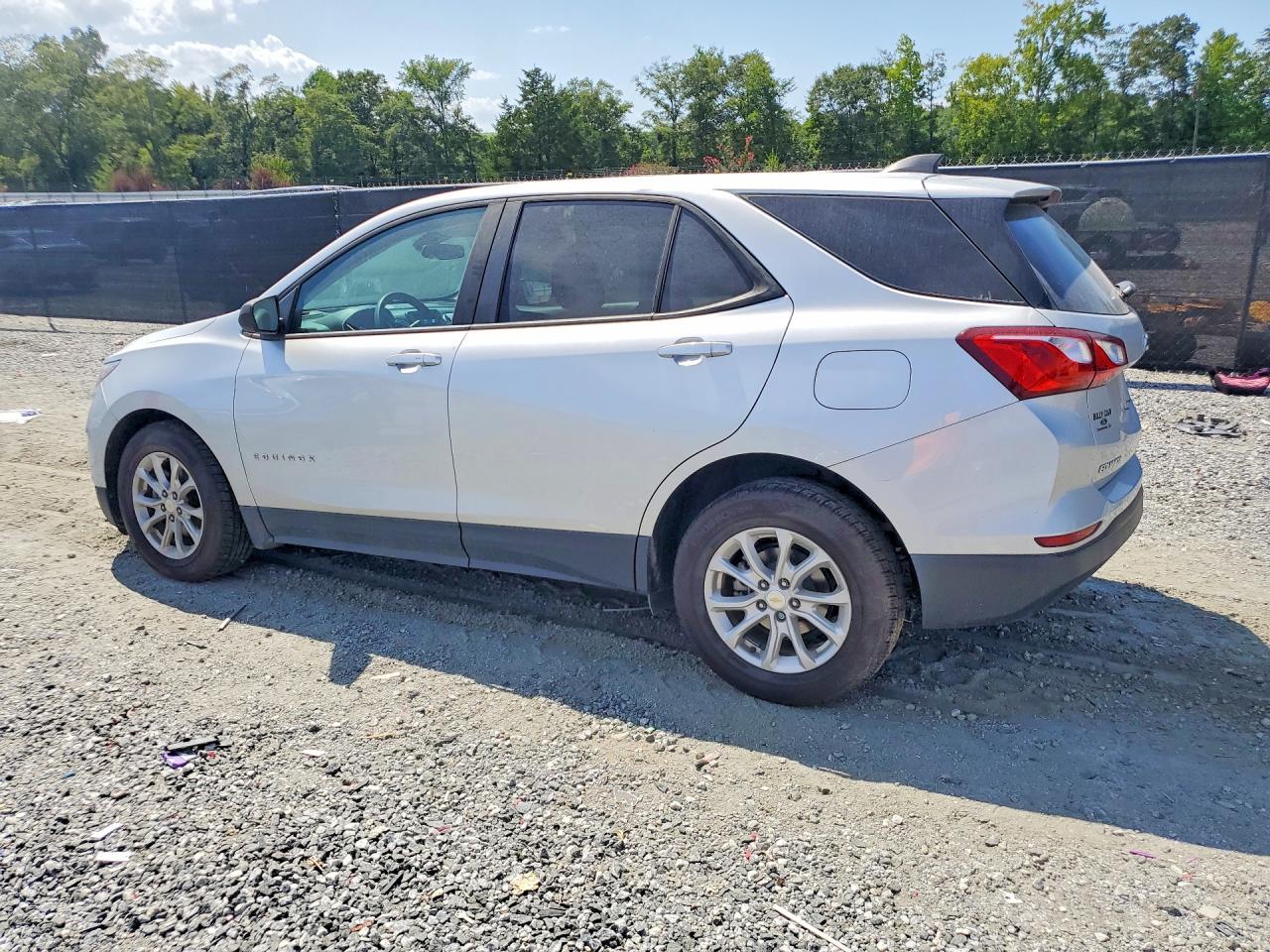 2020 CHEVROLET EQUINOX LS — снимка 2