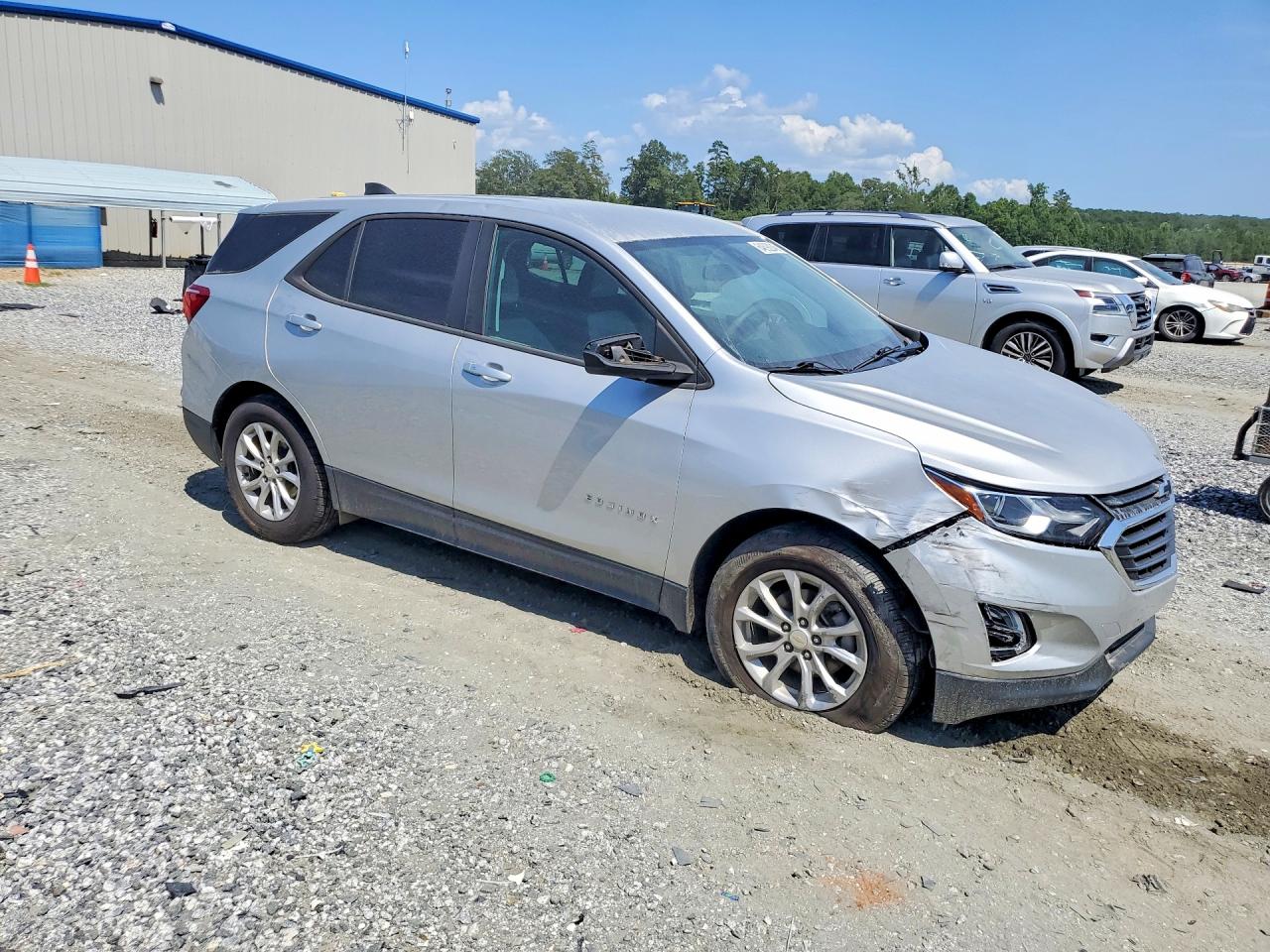2020 CHEVROLET EQUINOX LS — снимка 4