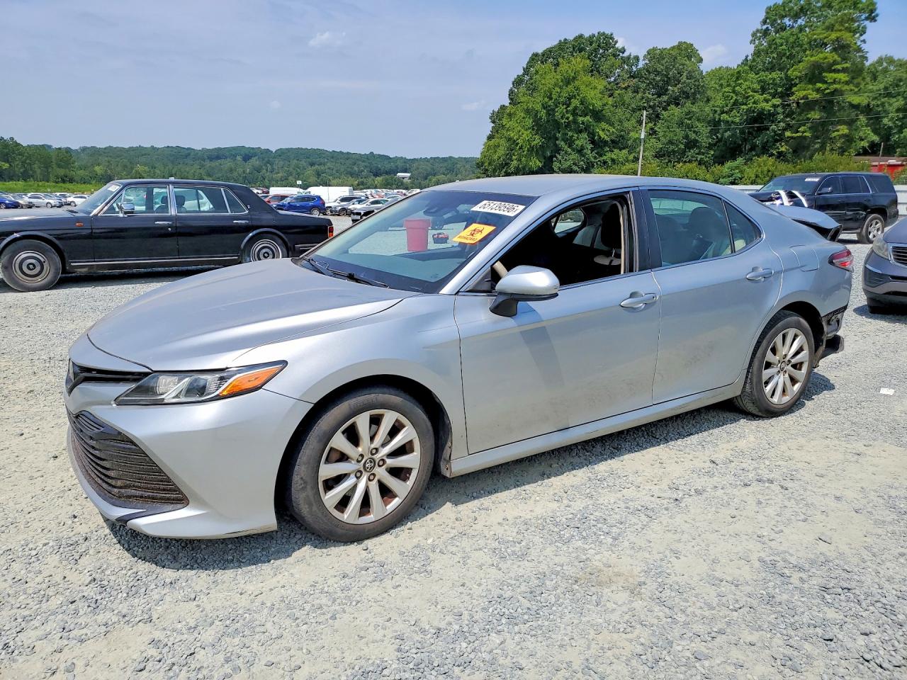 2018 TOYOTA CAMRY LE