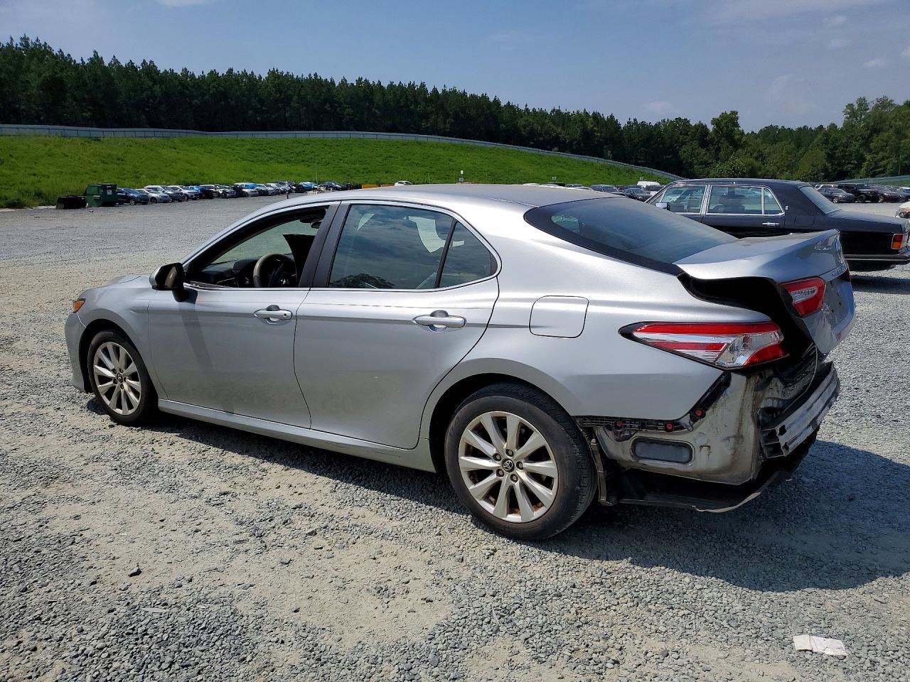 2018 TOYOTA CAMRY LE — снимка 2