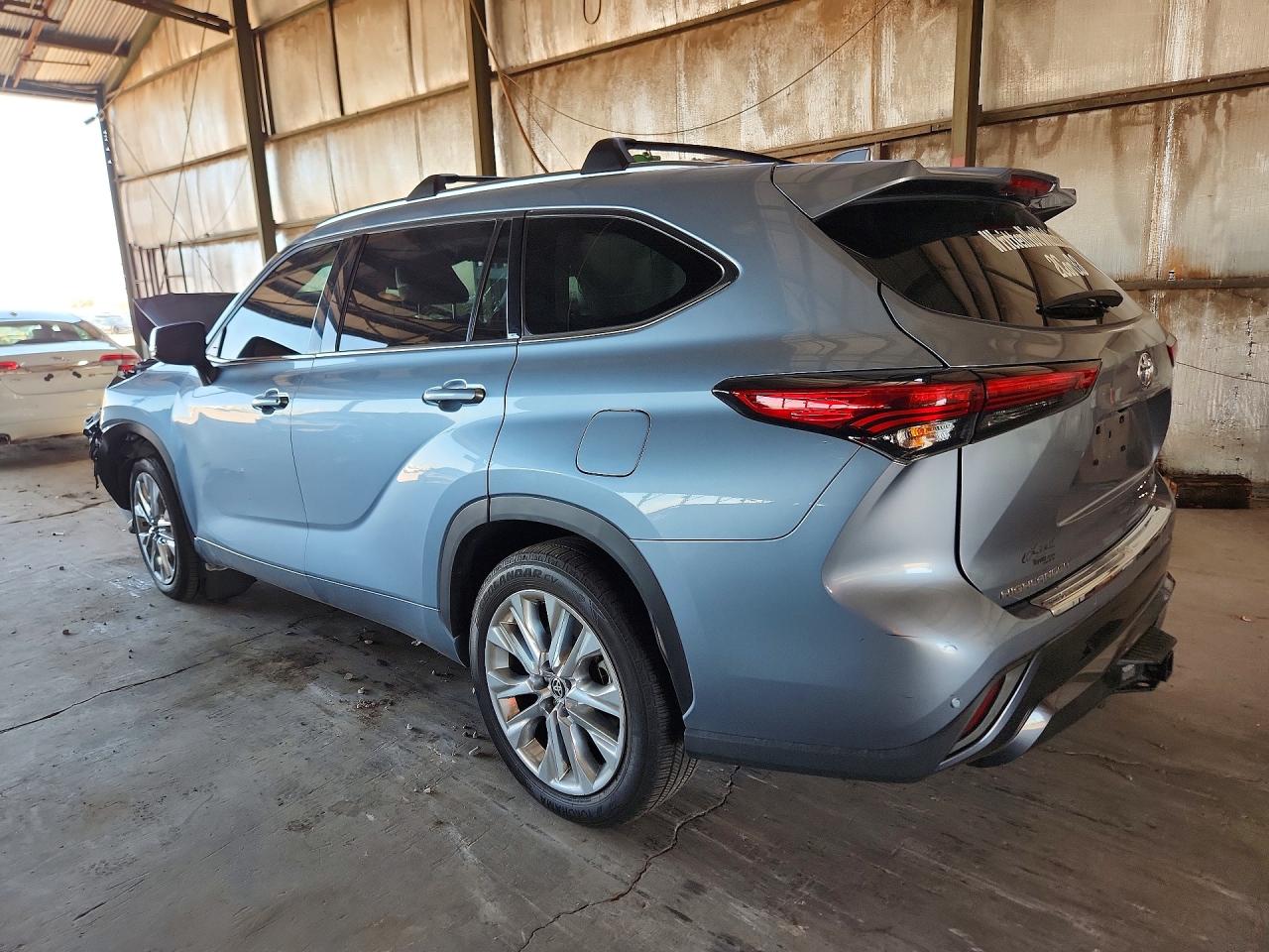 2021 TOYOTA HIGHLANDER LIMITED — снимка 2