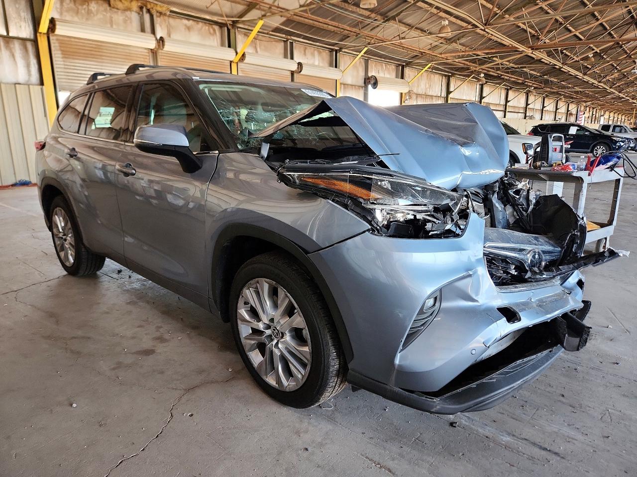 2021 TOYOTA HIGHLANDER LIMITED — снимка 4