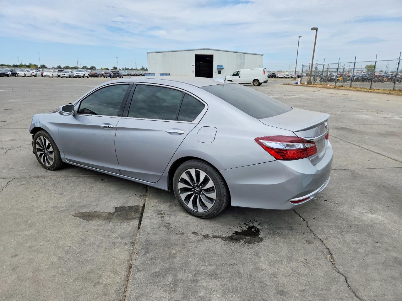 2017 HONDA ACCORD HYBRID — снимка 2