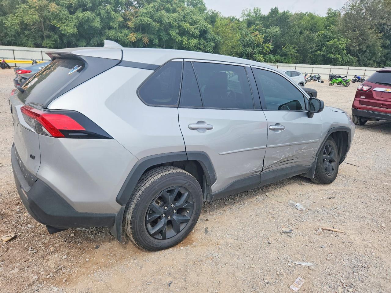 2024 TOYOTA RAV4 LE — снимка 3