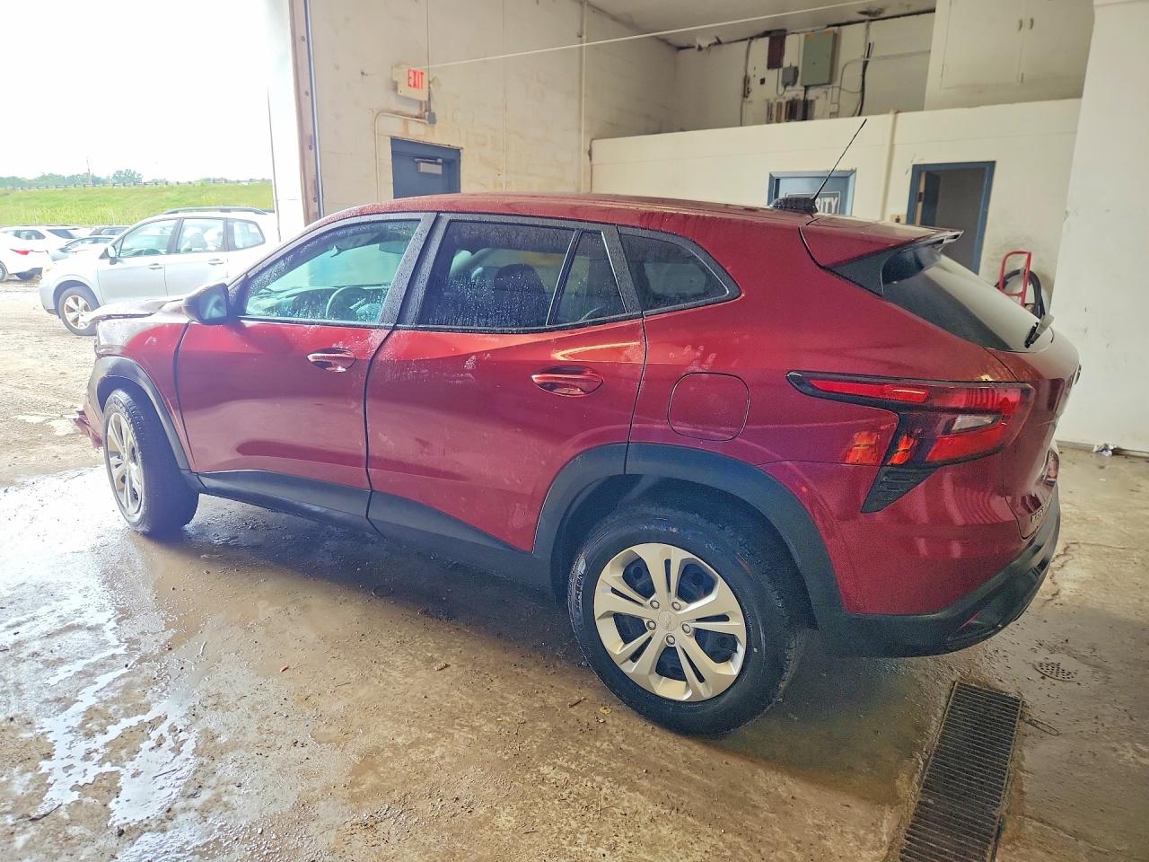 2024 CHEVROLET TRAX LS — снимка 2