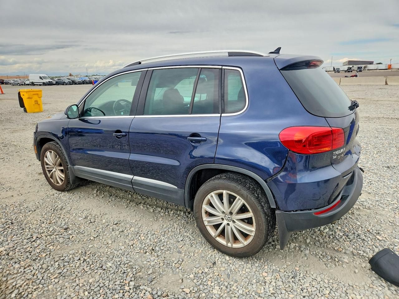 2016 VOLKSWAGEN TIGUAN S — снимка 2