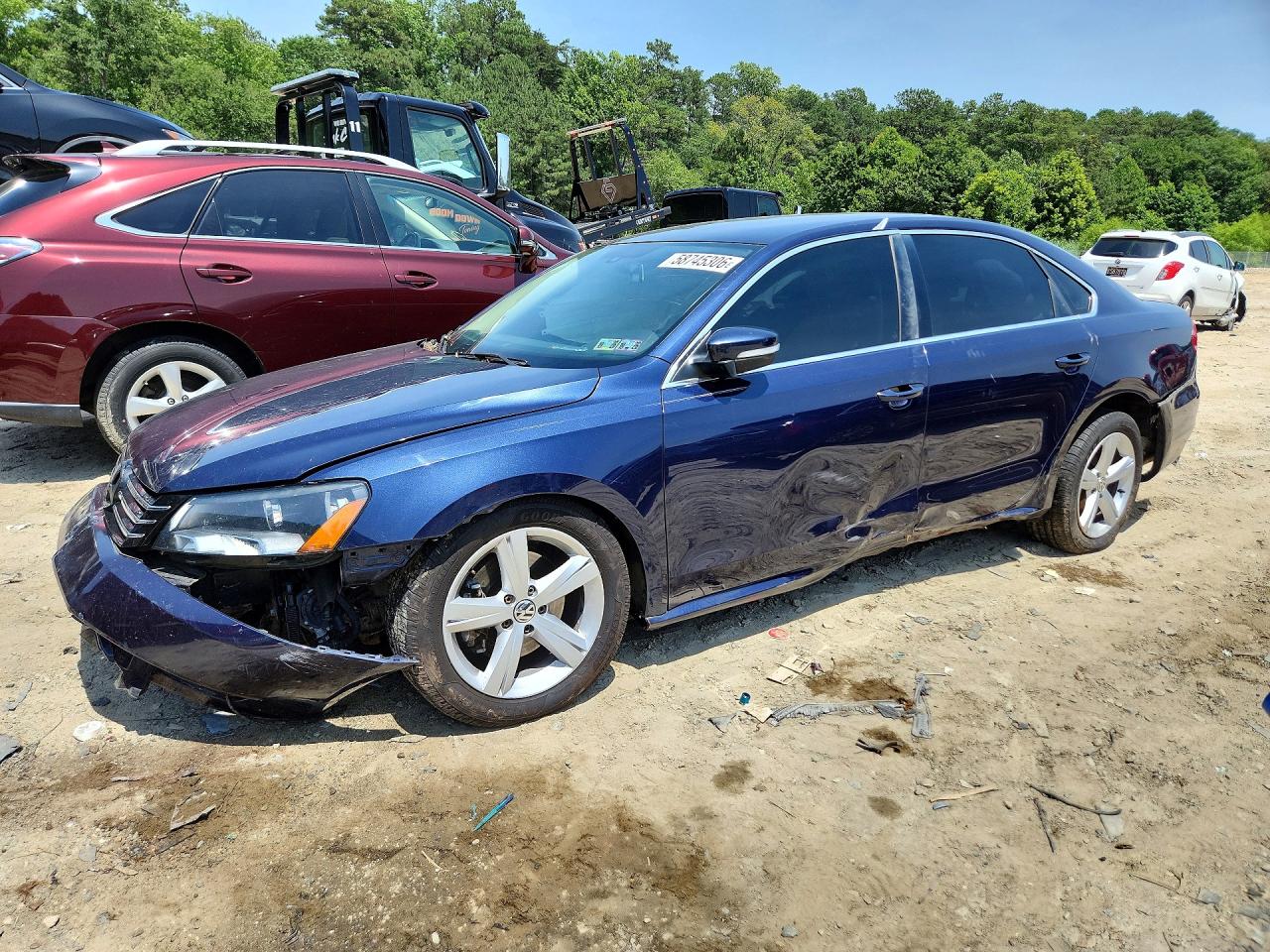 2015 VOLKSWAGEN PASSAT SE