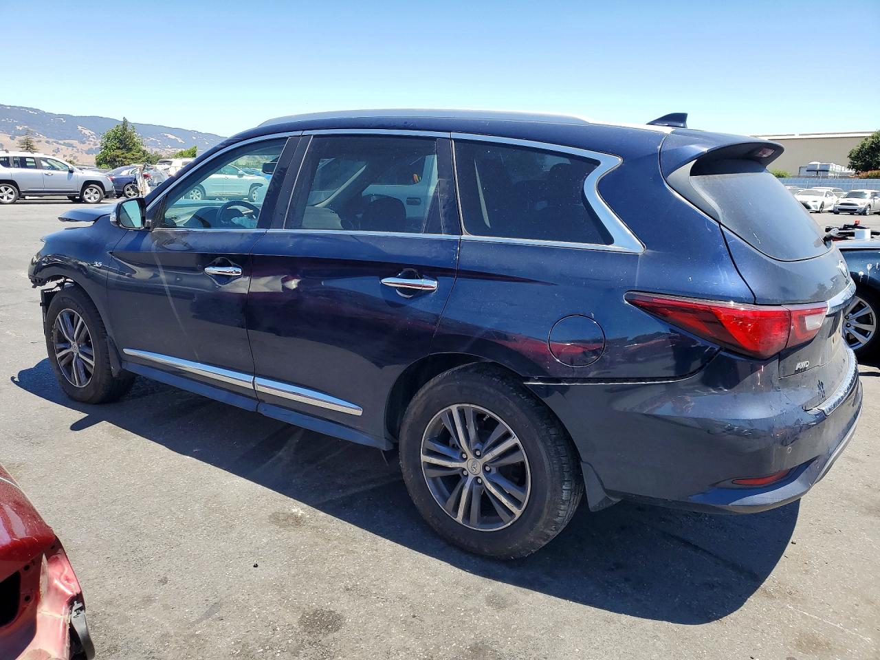 2019 INFINITI QX60 LUXE — снимка 2