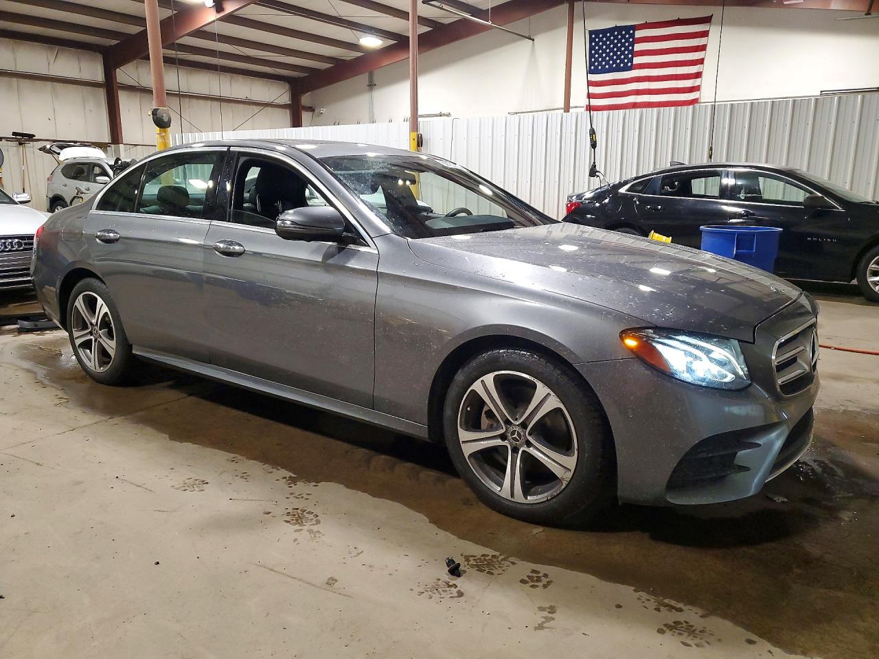 2019 MERCEDES-BENZ E 300 4MATIC — снимка 4