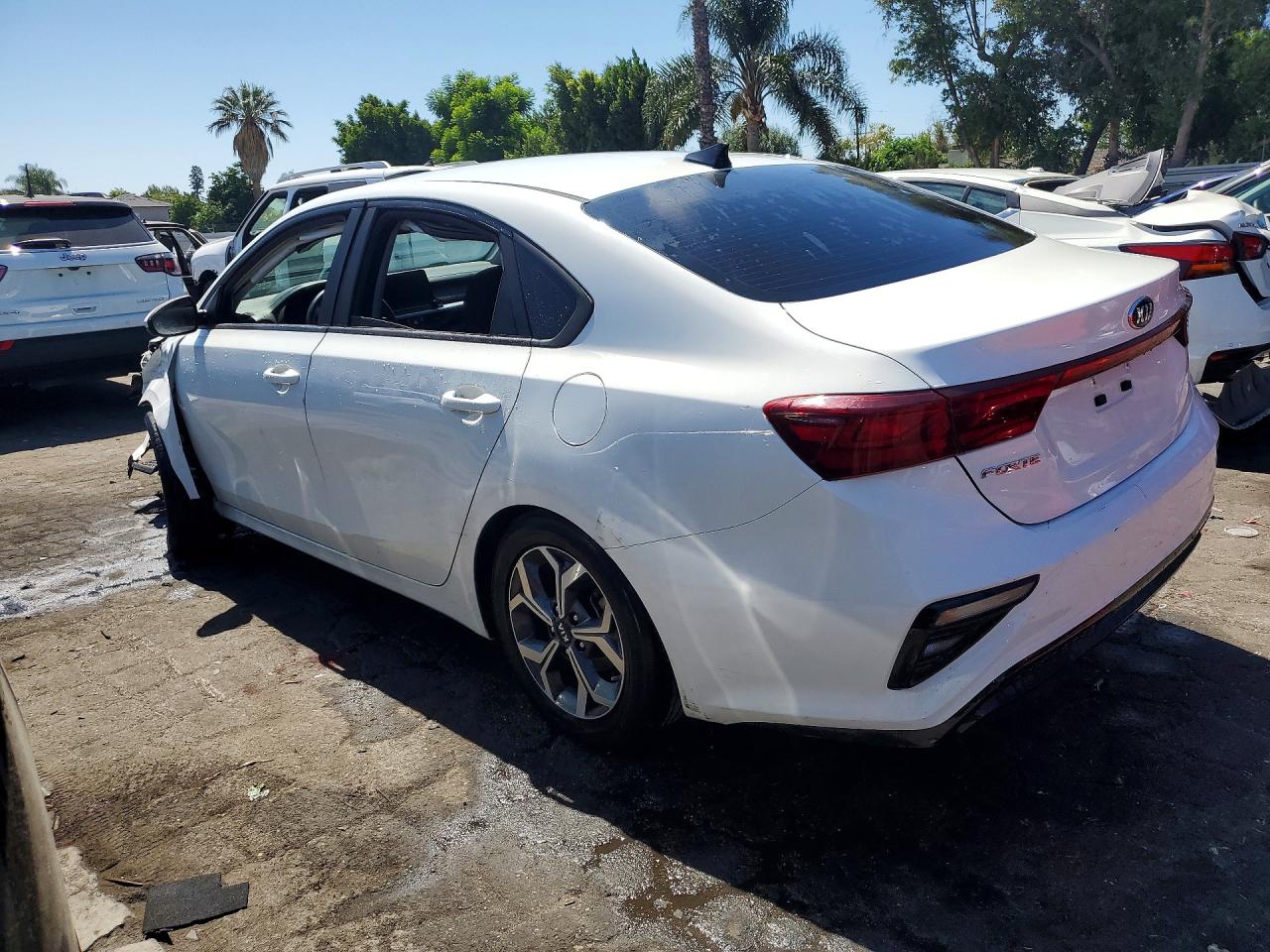 2021 KIA FORTE LXS — снимка 2