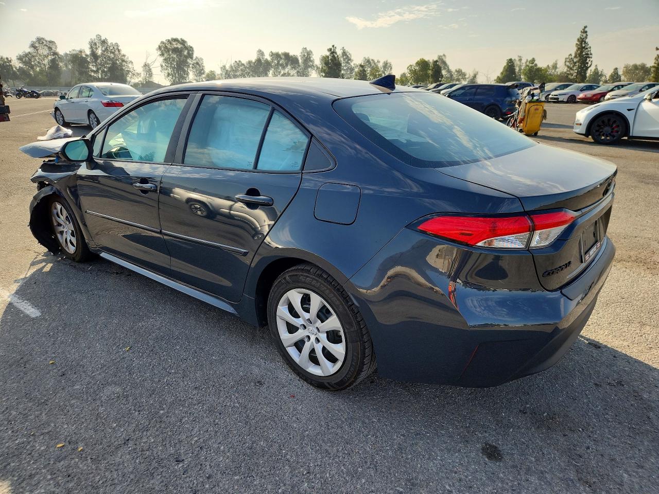 2024 TOYOTA COROLLA LE — снимка 2