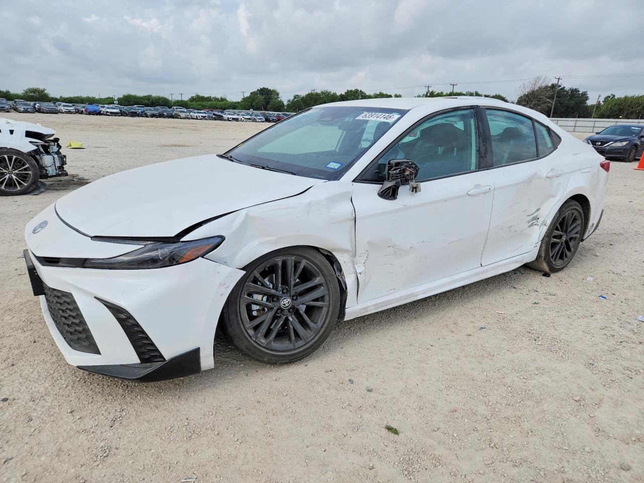 2026 TOYOTA CAMRY SE