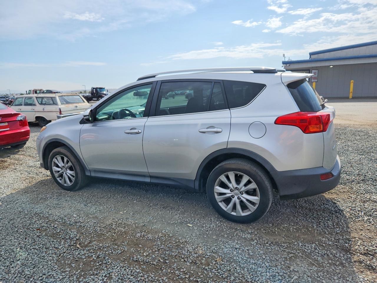 2015 TOYOTA RAV4 LIMITED — снимка 2