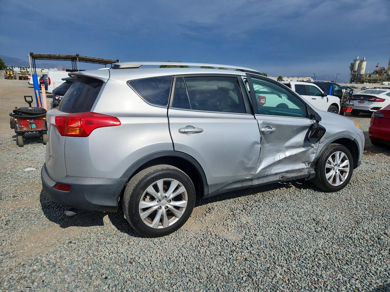 2015 TOYOTA RAV4 LIMITED — снимка 3