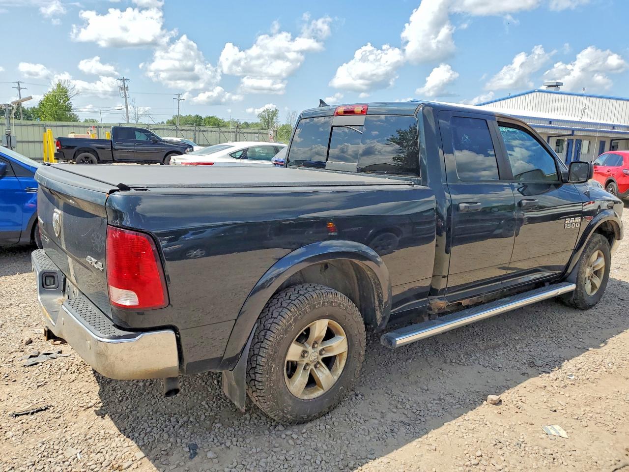 2015 RAM 1500 SLT — снимка 3