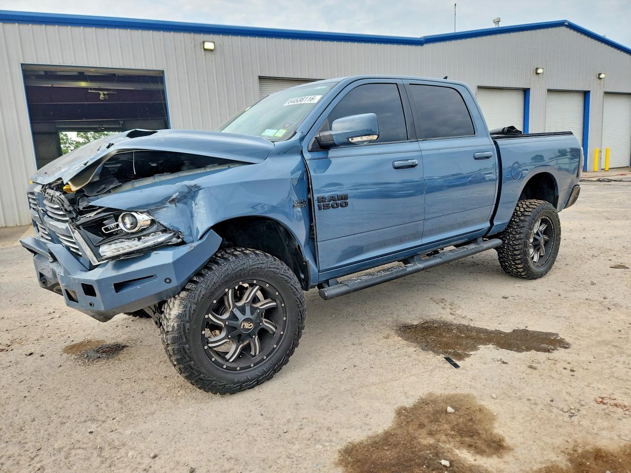 2015 RAM 1500 SPORT