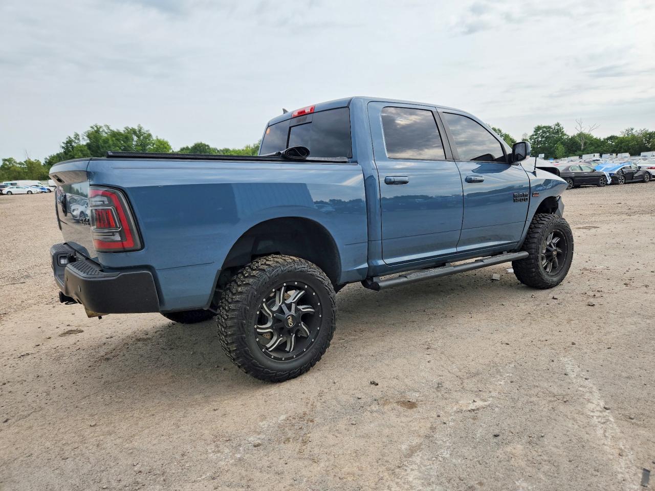 2015 RAM 1500 SPORT — снимка 3
